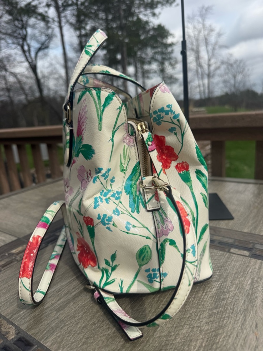 EUC Kate Spade Laurel Way Evangelie limited-edition
Hummingbird Floral Bag - Picture 4 of 10